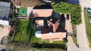 Photo 46- click for photo gallery